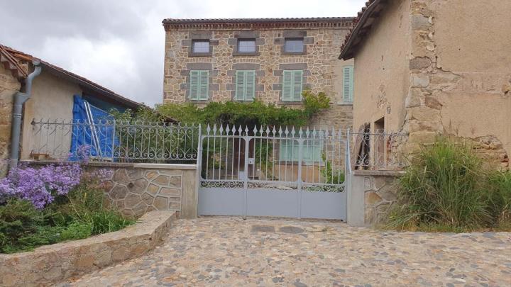 Fabricant portail sur mesure Brioude